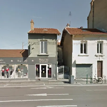 Xl & Parking Gratuit Apartamento *